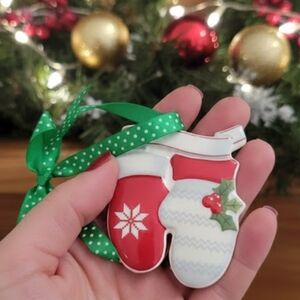 Avon Mittens Christmas Hanging Ornament